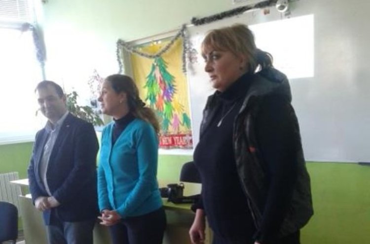 Разговарят с родители в училище „Яворов” за вредата от наркотиците