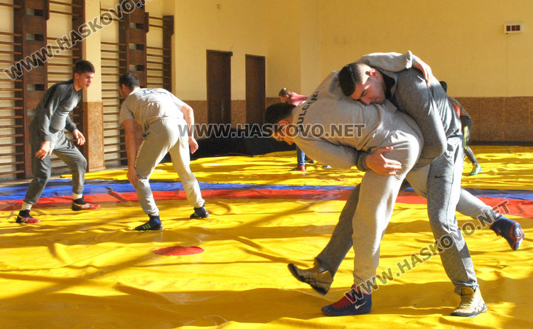 Шест медала за борците на „Ангел войвода“ от международен турнир в Пловдив