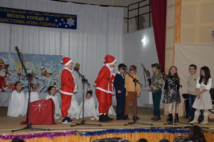 Традиционен коледно-новогодишен концерт се проведе в Ардино