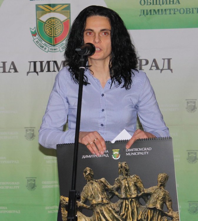 Теменужка Пиронкова от ПМГ "Иван Вазов"