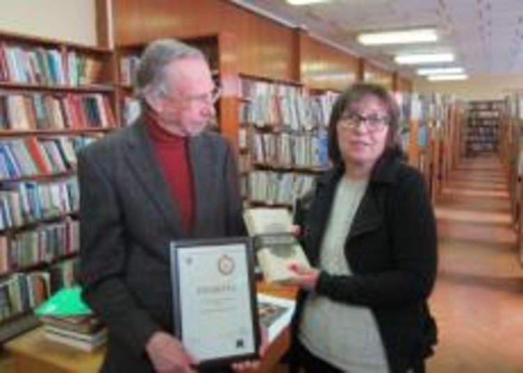 Регионалната библиотека в Кърджали определи своя читател на годината