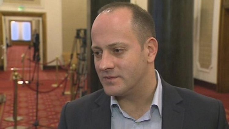 Кънев: С Москов ни раздели туловището на Борисов