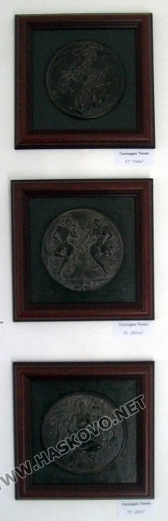 47 платна от Дружеството на хасковските художници във „Форум“ за Коледа