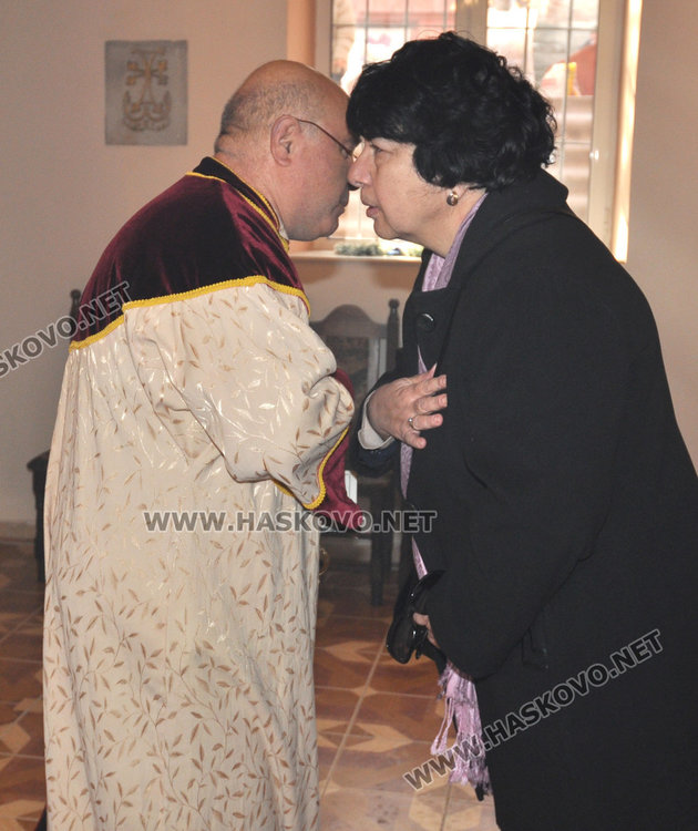 Тържествена литургия за патронния празник на арменската църква в Хасково