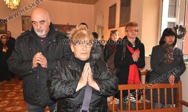 Тържествена литургия за патронния празник на арменската църква в Хасково