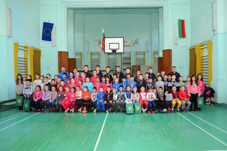 Най-успешната страница записаха бадминтонистите на "Атлет"