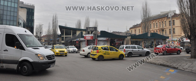 Тапа от коли в Хасково в първия работен ден 