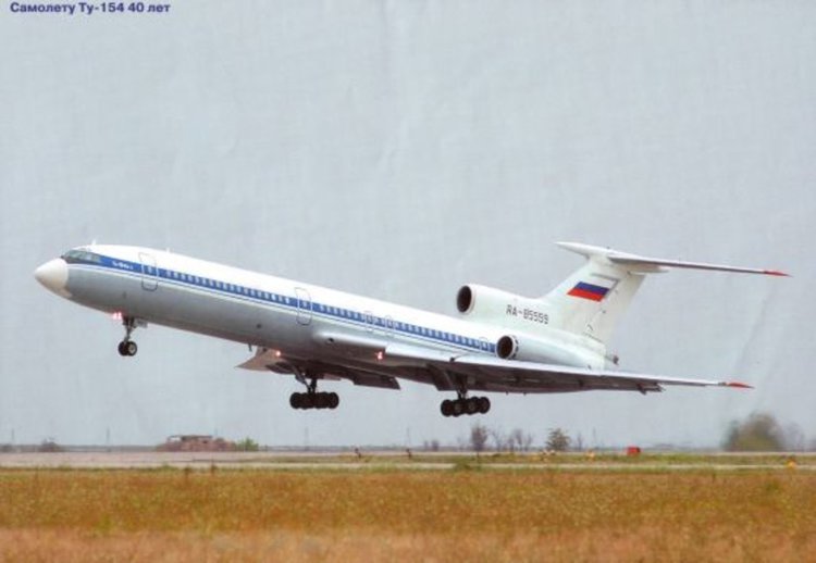 Руският самолет паднал заради пилотска грешка, според първите данни от черните кутии