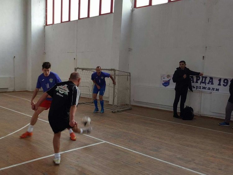 Коледен благотворителен турнир на академия „Арда 1924“събра средства за деца в неравностойно положение