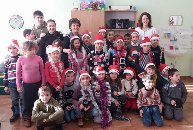 Разнообразна дейност развиват алековци в клубовете по проект "Твоят час"