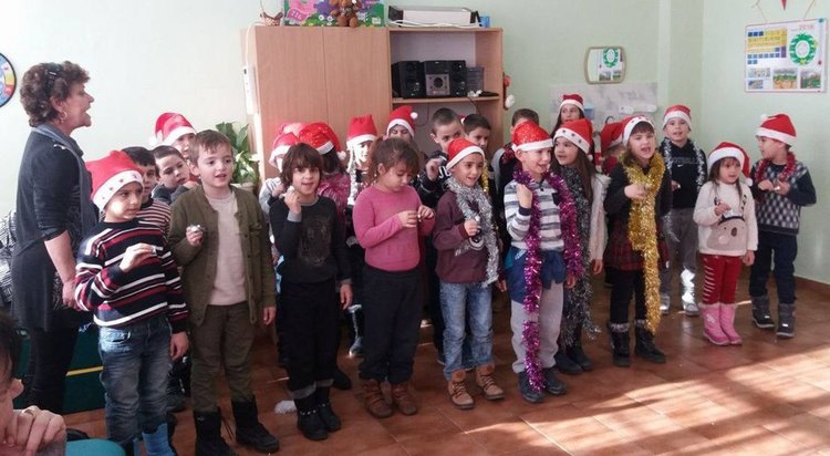 Разнообразна дейност развиват алековци в клубовете по проект "Твоят час"