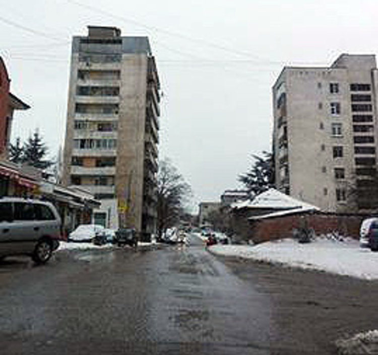 17 снегорина чистят в Хасково от полунощ, паяк вдига колите от улиците 