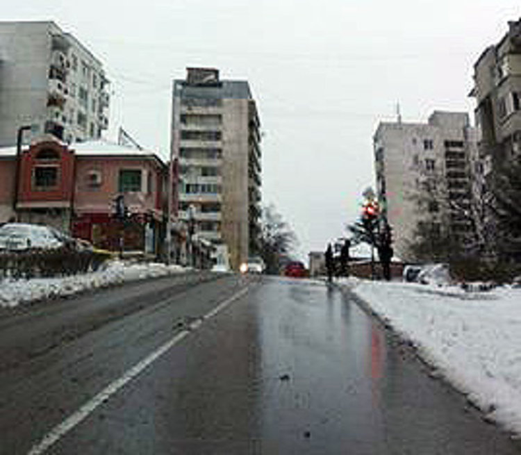 17 снегорина чистят в Хасково от полунощ, паяк вдига колите от улиците 