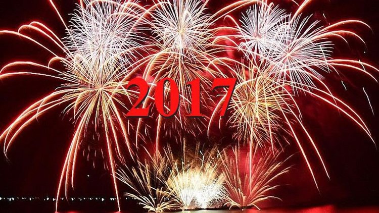 Честита Новата 2017- година! И наздраве! За здраве!  