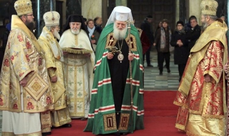 Патриарх Неофит пожела мирна, здрава и благополучна 2017 г.