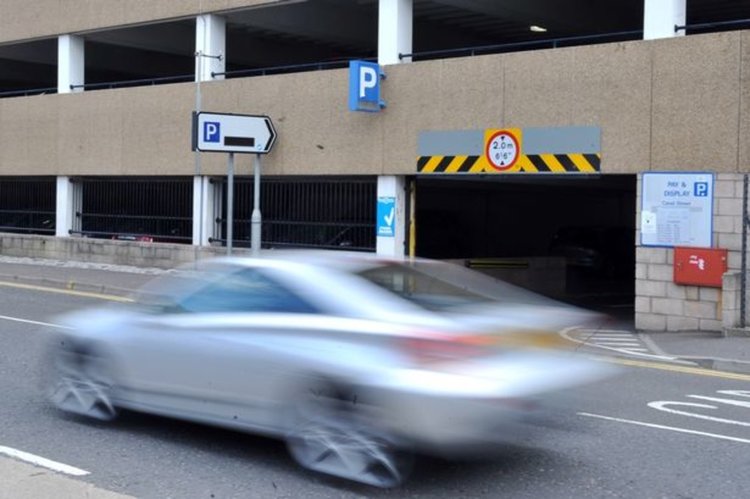 Да загубиш кола на паркинг и да я открият след шест месеца