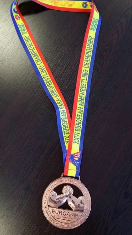 Мирослав Белев печели състезания по канадска борба,прославя Джебел