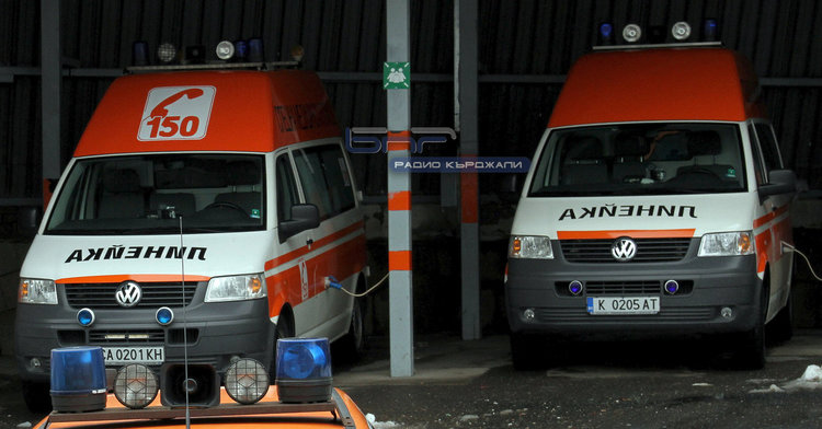 Обучението на бъдещите парамедици от Кърджали продължава в реална болнична среда