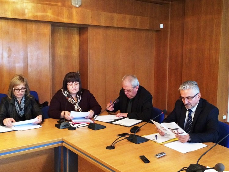 Вземат допълнителни мерки срещу "птичи грип", само в областите Смолян и Благоевград все още няма регистрирани огнища