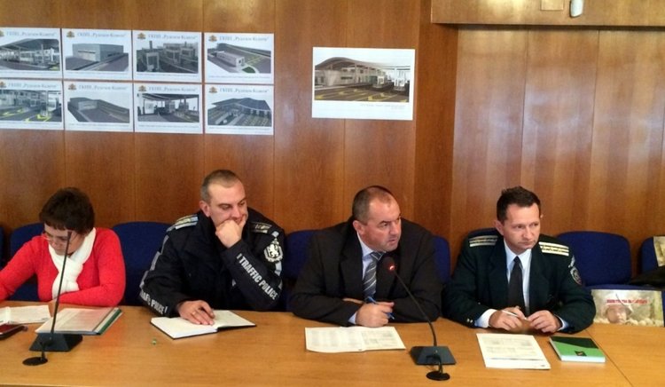 Първото заседание на Кризисния щаб за тази година, обсъдиха мерките за идващите сняг и сутд в Смолян и областта