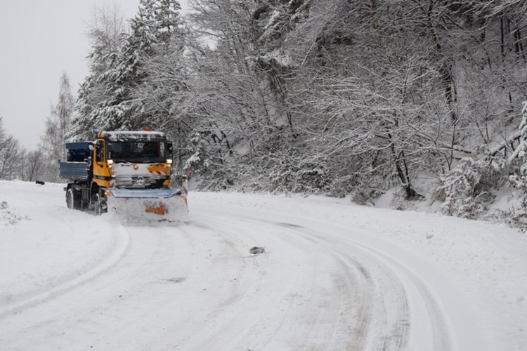 Пътят Ардино – Кърджали проходим, над 20 см сняг на Далджа
