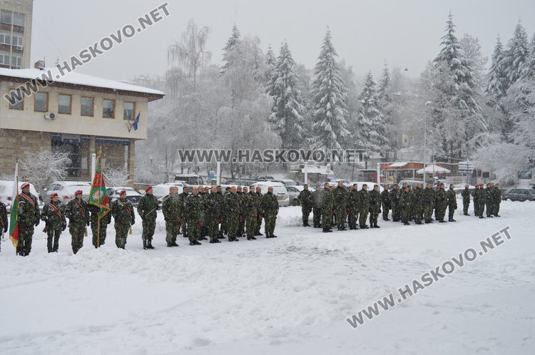 На Богоявление в Смолян: Осветиха бойните знамена на 101 Алпийски батальон, на 21–ви Пехотен средногорски полк и на Трети охранителен взвод, участвал в мисия в Афганистан