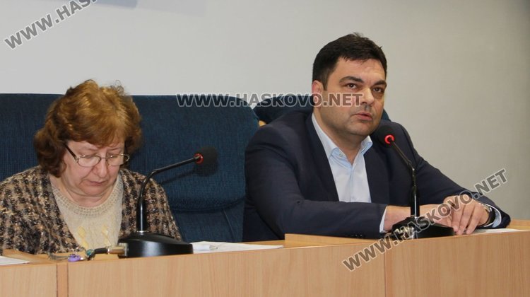 "Основното за бюджета на общината за 2017 г. е финансовата дисциплина, коментира кметът Иво Димов