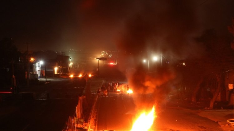 Убити, ранени и стотици арестувани след протести в Мексико