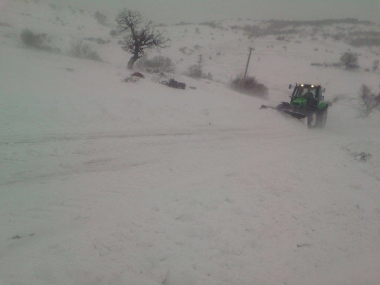 Отвориха почти всички пътища в общината
