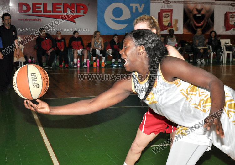 "Хасково-2012" размаза у дома "Септември-97"  със 142 на 58