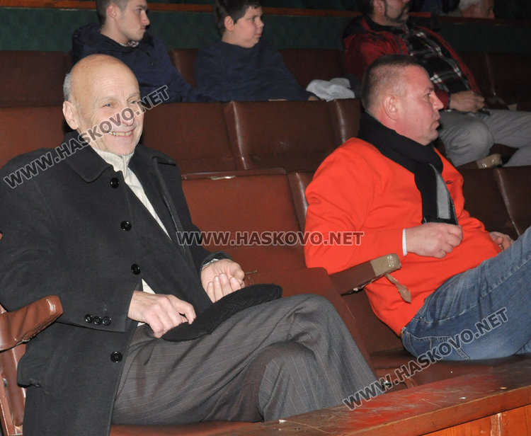 Кметът на Хасково Добри Беливанов подкрепи отбора от трибуните 
