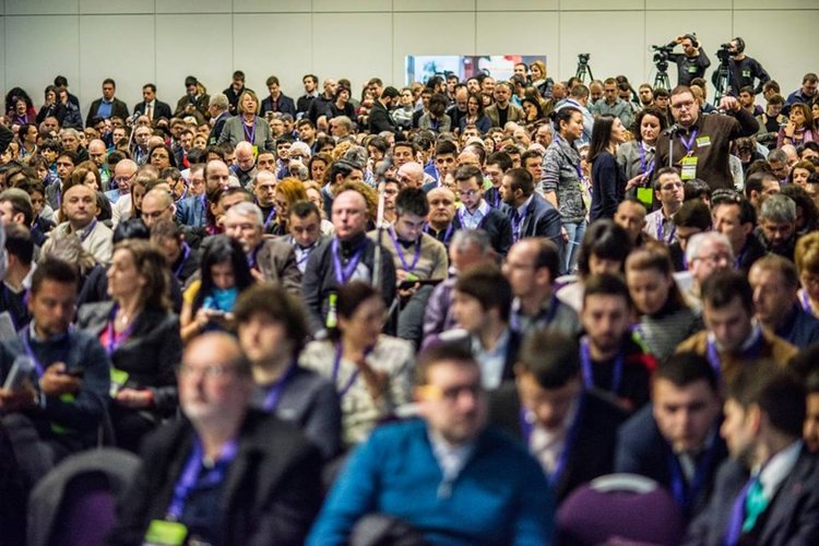 сн. Фейсбук