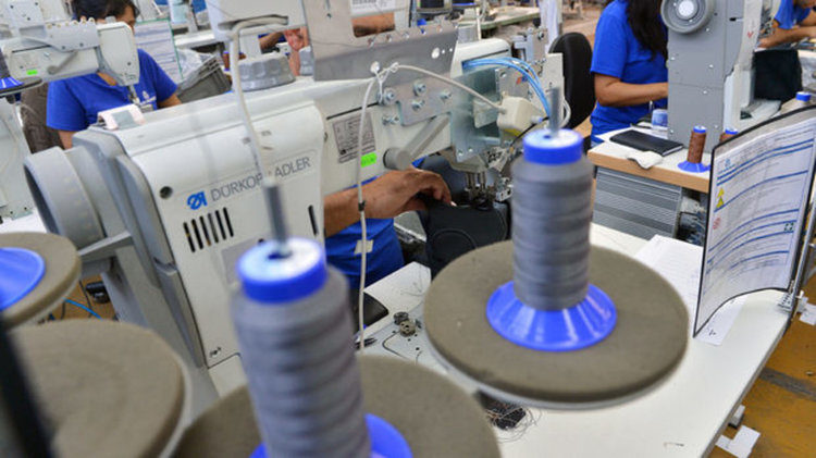 През 2017 г. българите ще работят по-дълго за държавата