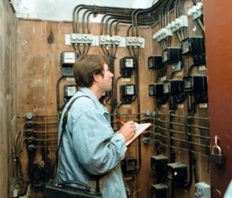 ЕВН: Заради тежките зимни условия, в планинските райони ще има промяна в засичането на тока 