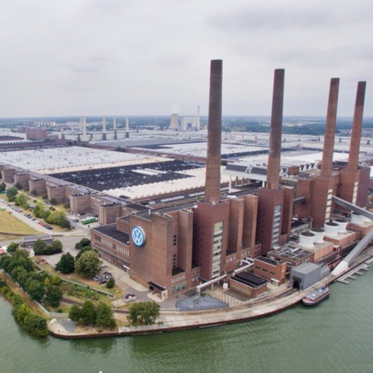 ФБР арестува шеф на ”Фолксваген”, замесен в ”Дизелгейт”