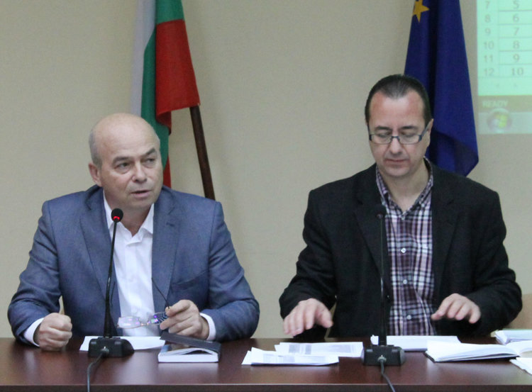 80 фирми осигуряват 371 работни места по две програми за заетост