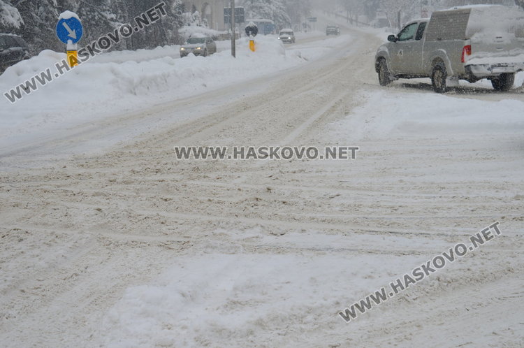 В десет населени места и малки кметства на Община Смолян е обявеното частично бедствие заради снеговалежа/вижте кои/