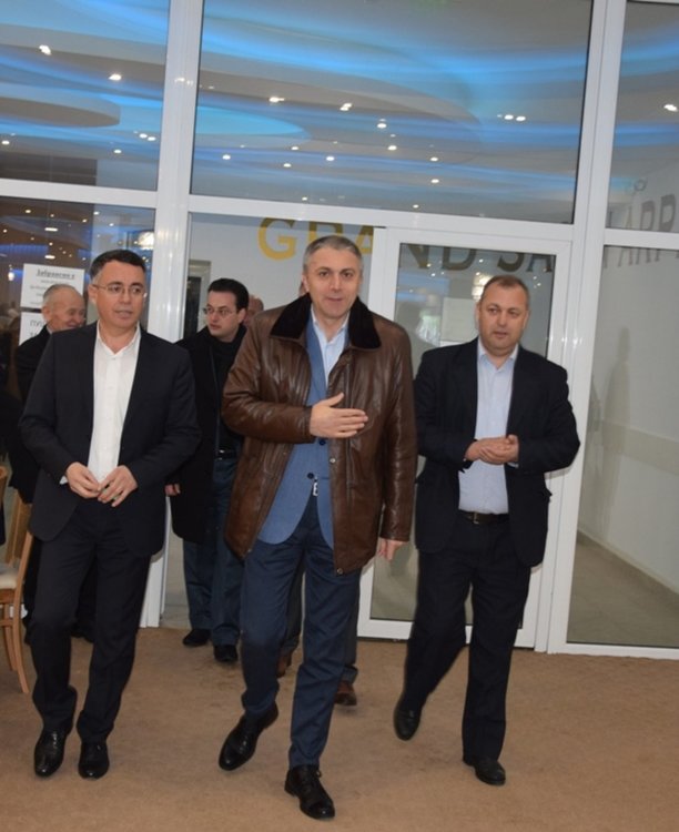 Мустафа Карадайъ: Убеден съм, че Кърджали ще се справи с предателите