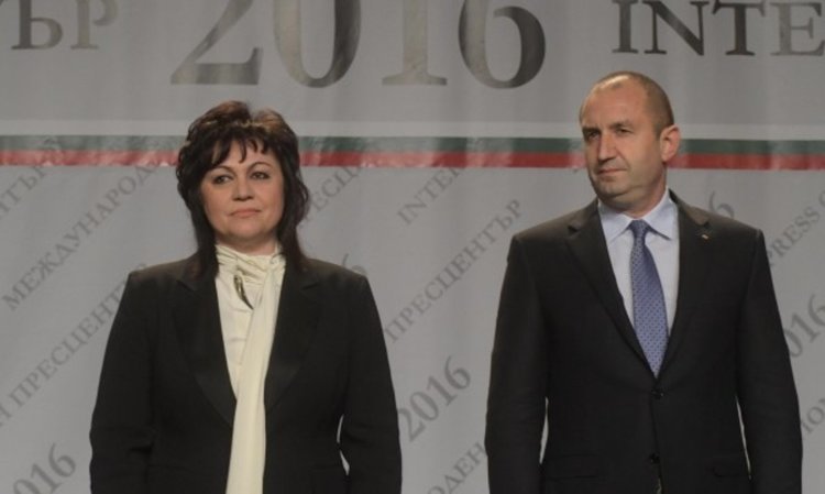 Политолог: Радев е в патова ситуация - между БСП и народа