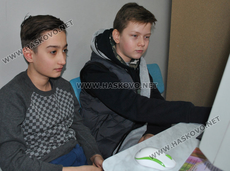 Художници от „Вале“ обраха наградите от световни конкурси