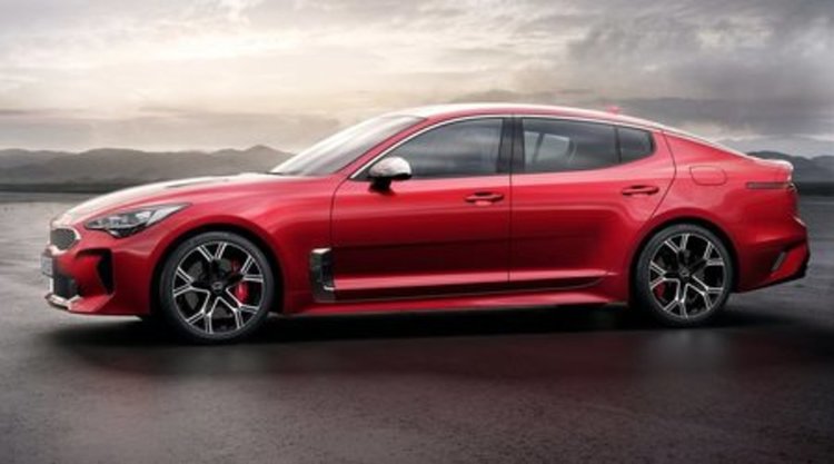 "Киа" показа най-бързия и луксозен модел в своята история