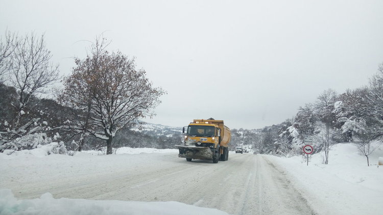 Илия Илиев инспектира републиканските пътища, трудно проходим е пътят Женда-Комунига