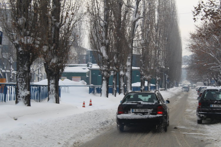 Общината: основните улици и булеварди в Хасково са почистени и опесъчени