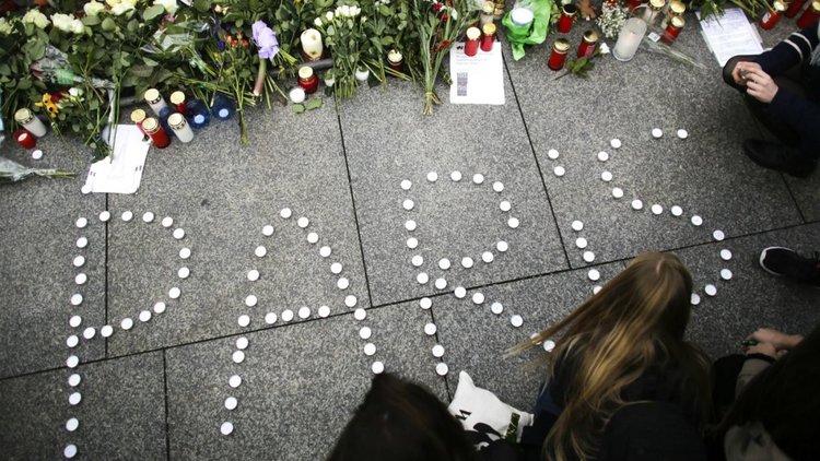 В Белгия задържаха двама души за атаките в Париж през 2015 г