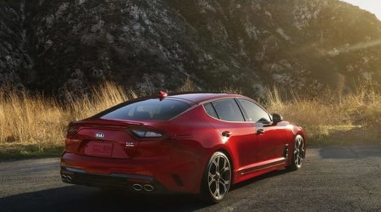 "Киа" показа най-бързия и луксозен модел в своята история