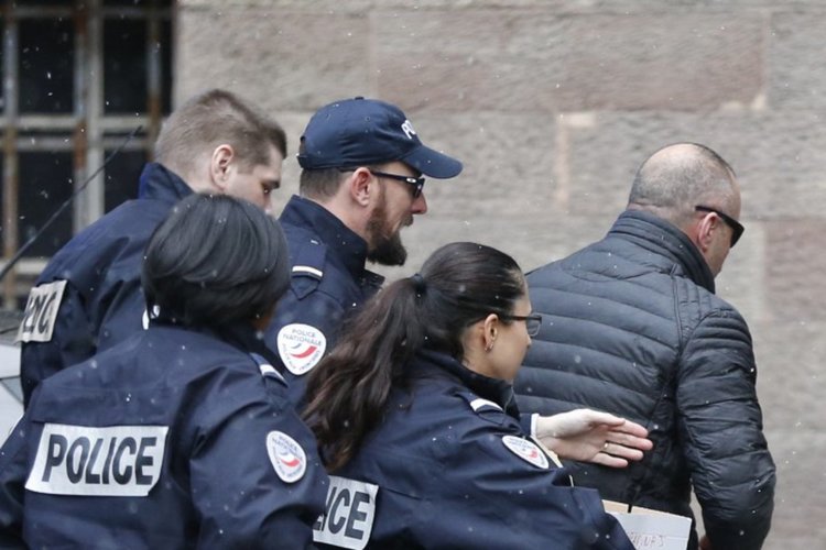 Франция пуска от ареста косовския експремиер Харадинай