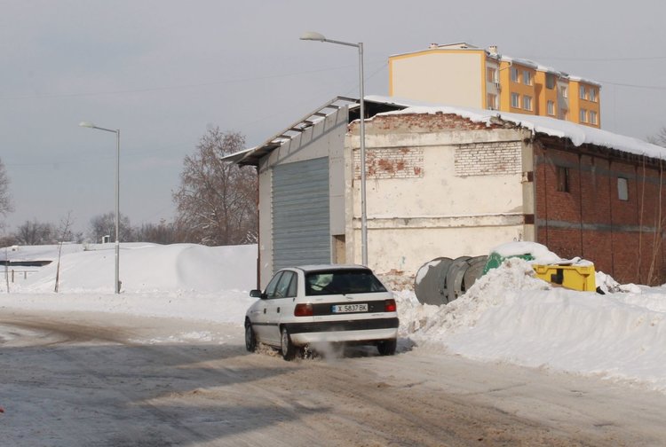 Иво Димов: Разчиства се снега по второстепенните улици в Димитровград