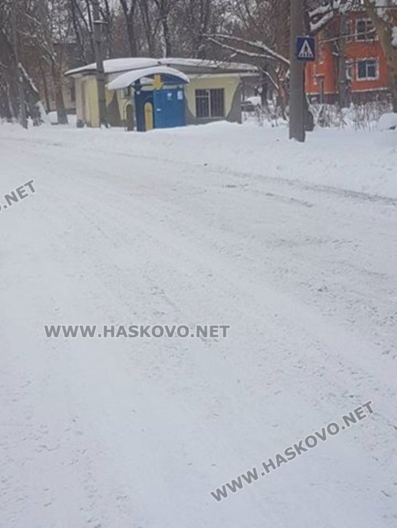 Улица в кв."Марийно" Милан Иванов