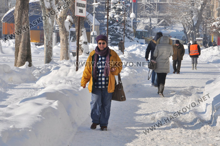 Хасково излиза от ледената прегръдка (галерия)