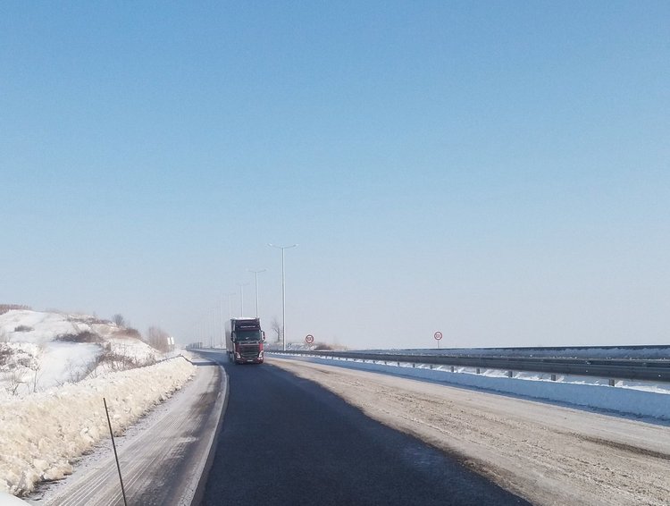 АМ“Марица“ се чисти усилено в следобедните часове, снимка - Областна администрация -Хасково